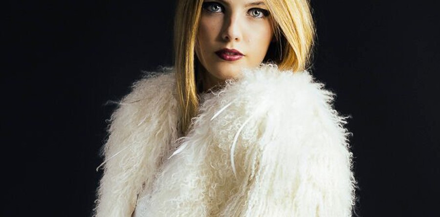 Isi Peters Shoots With Daniel Tierney